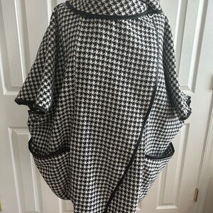 Givenchy Monochrome Houndstooth Poncho